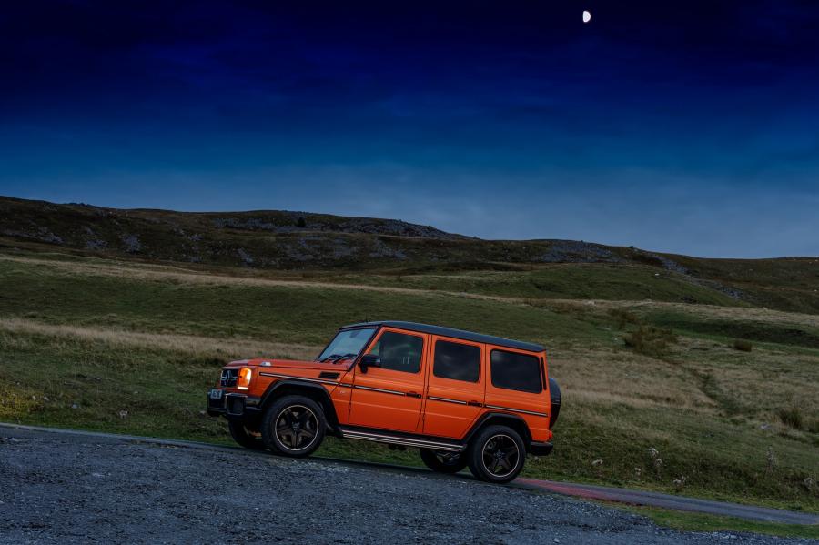  Mercedes-AMG G63 Colour Edition (W463) 2016 года  (UK) (фото 12 из 40)